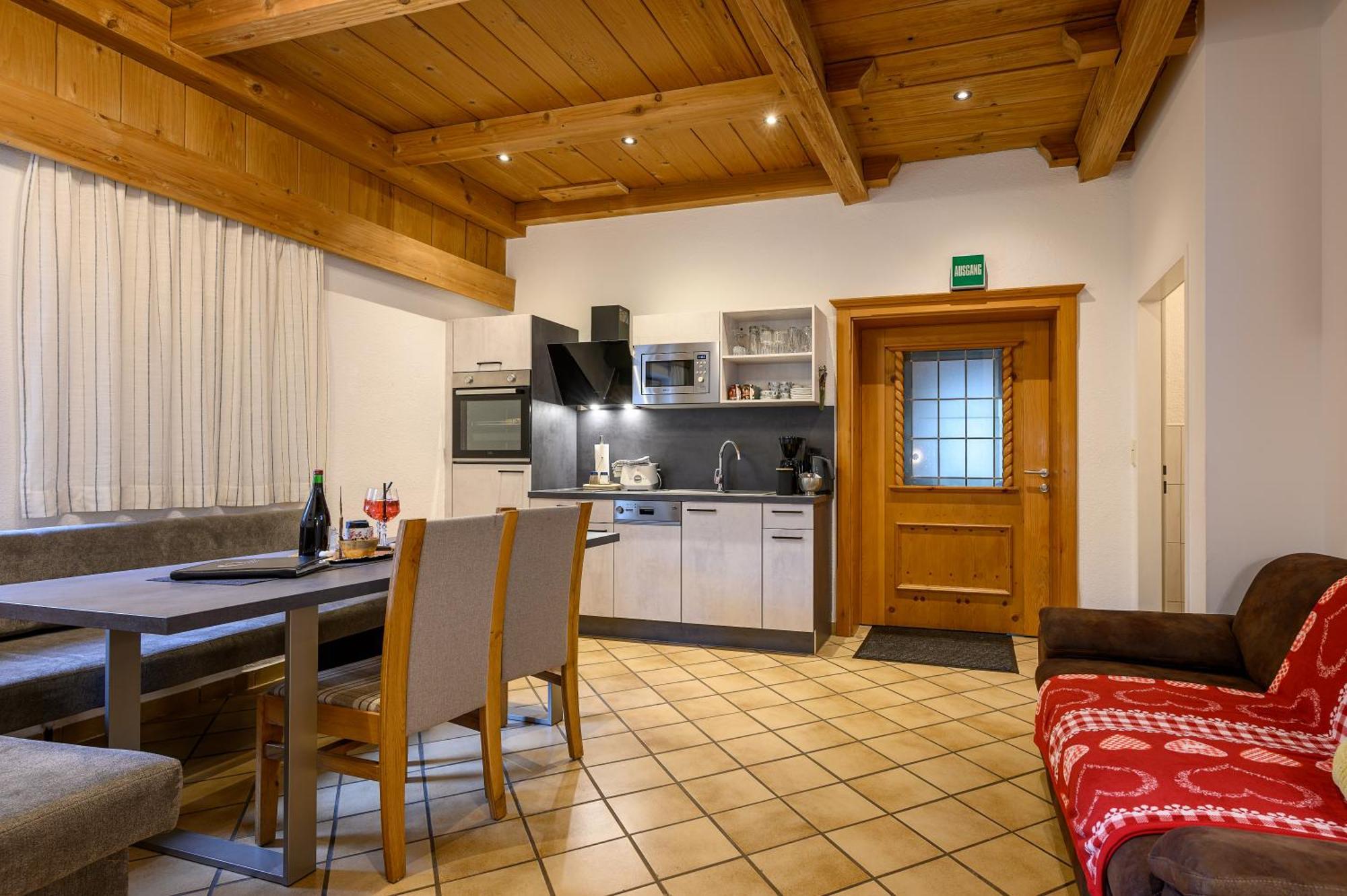Restaurant Appartements Almdiele Hart im Zillertal Extérieur photo
