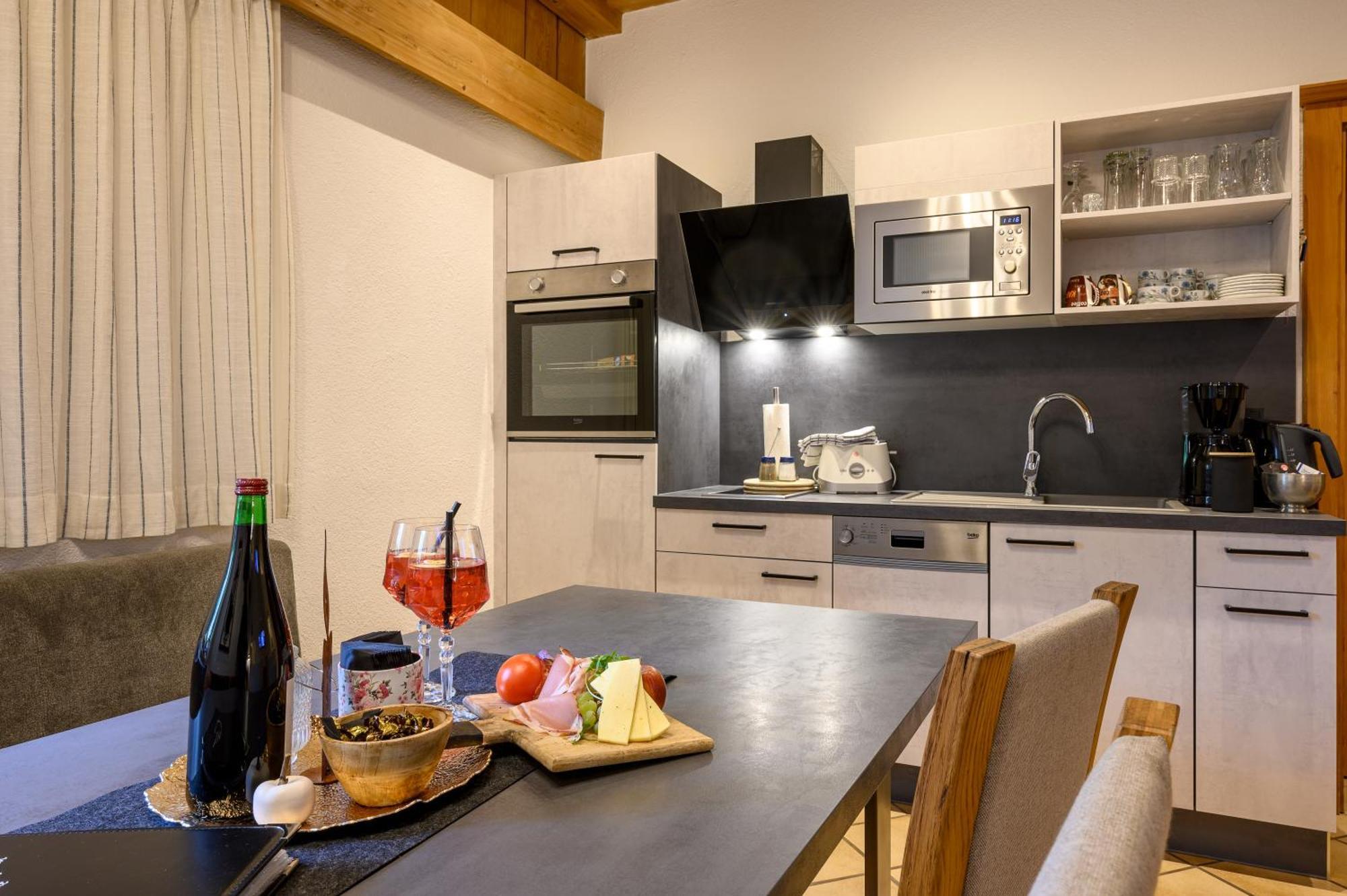 Restaurant Appartements Almdiele Hart im Zillertal Extérieur photo