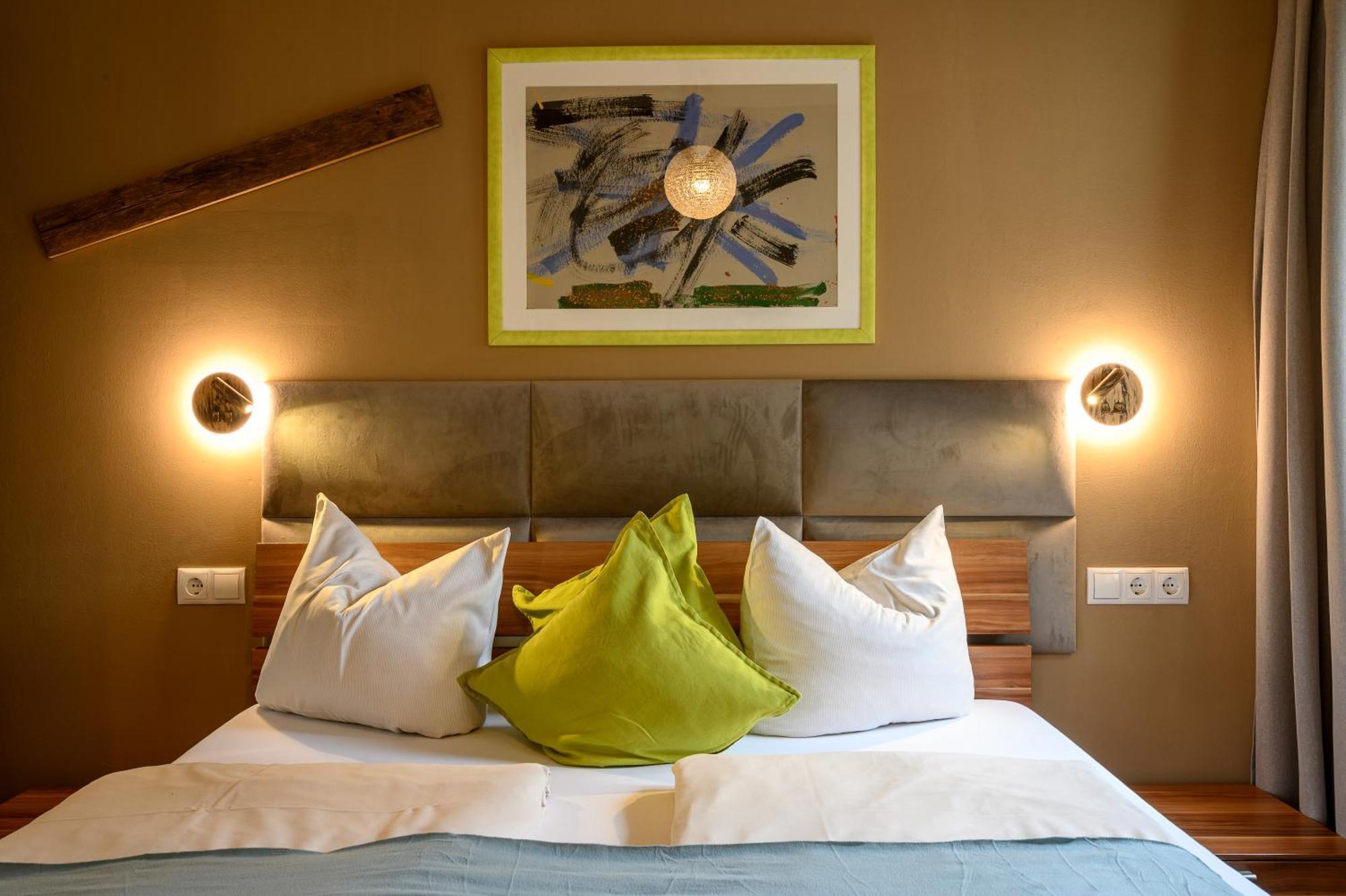 Restaurant Appartements Almdiele Hart im Zillertal Chambre photo